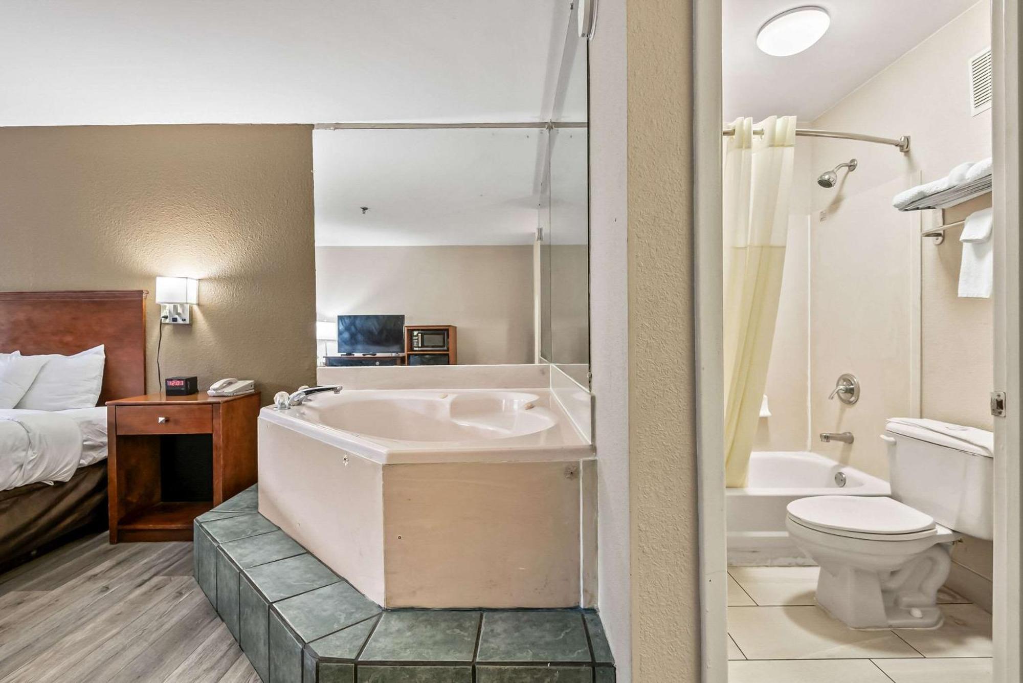 Quality Inn Quincy - Tallahassee West المظهر الخارجي الصورة